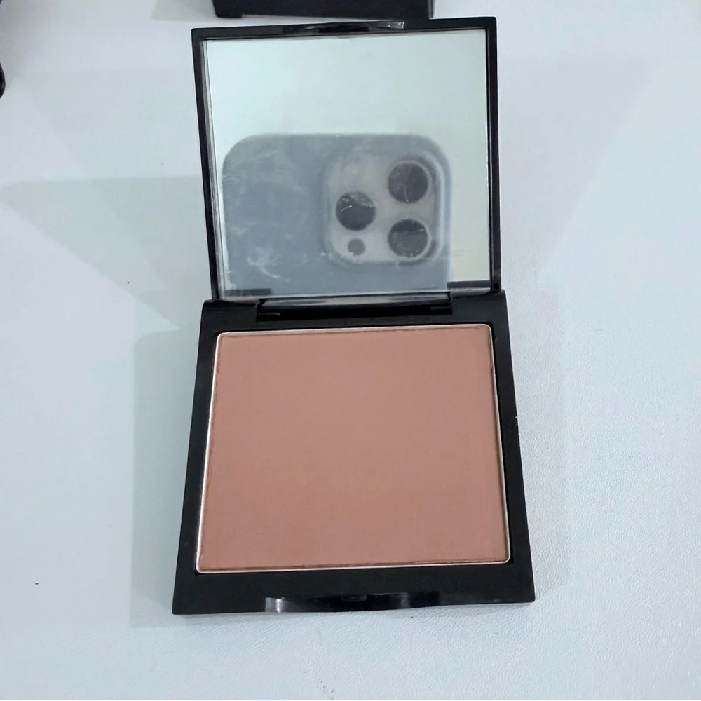 NEW Lovecraft Beauty Blush in Dauphine
